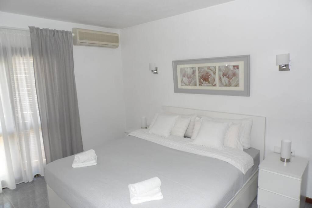 Happy House-Fantastic Holiday With All Amenities Albufeira Esterno foto