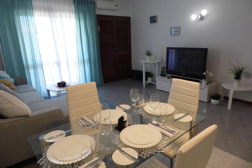 Happy House-Fantastic Holiday With All Amenities Albufeira Esterno foto